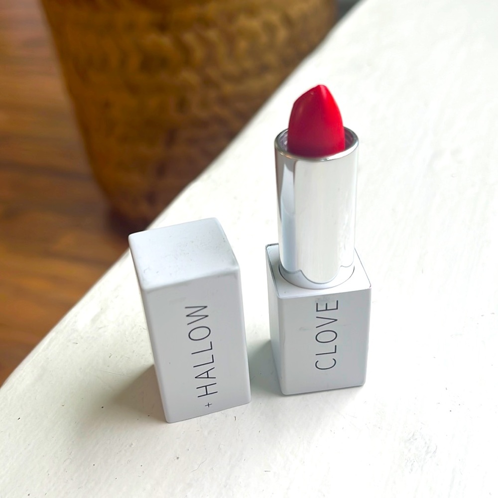Clove + Hallow Lip Creme